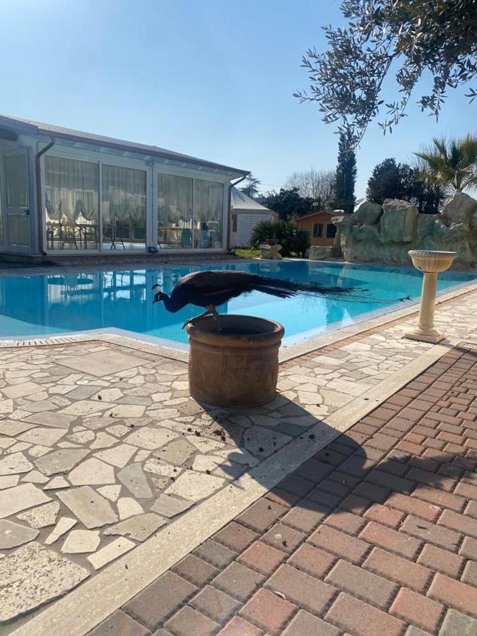 הוילה Palombara Sabina Residenza Nosy Be מראה חיצוני תמונה